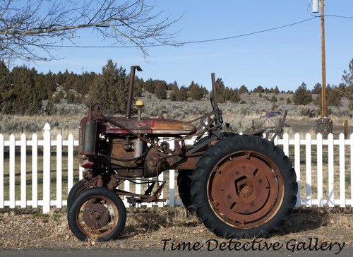 Vintage tractor display - vintage, on